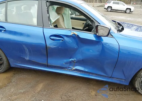 2020 BMW 330I xDrive z USA, uszkodzony, nr VIN WBA5R7C06LFH91832